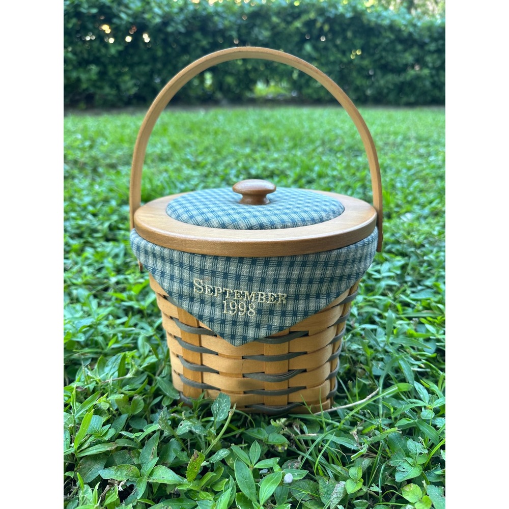 Longaberger 1998 Crawford Barn Raising Commemorative Basket Lid Liner Protector